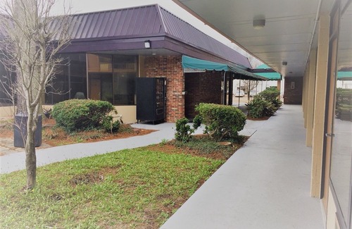 Columbus Hotel | Columbus Inn & Suites