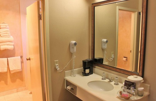 Russian Hill Hotel | Columbus Motor Inn