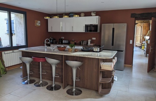 St-Pardoux-et-Vielvic House | Coly de bessède.peace and quiet in the heart of nature, swimming pool, air-conditioned rooms.