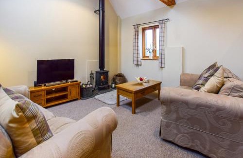 Bidford-on-Avon House | Combine Shed