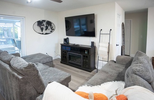 Lake Mary House | Come and Enjoy our Clean and Spacious Home