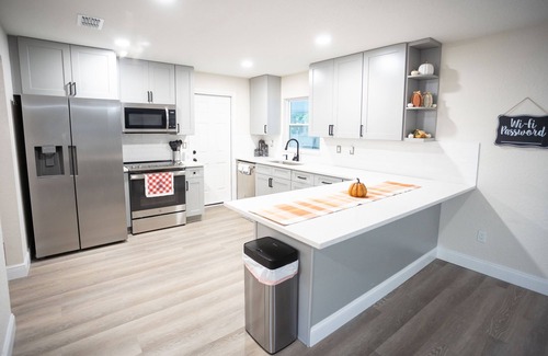 Lake Mary House | Come and Enjoy our Clean and Spacious Home