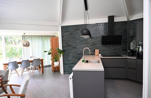 Municipality of Ermelo House | Come and enjoy the beautiful detached bungalows, fully equipped with a spacious kitchen and cozy fireplace
