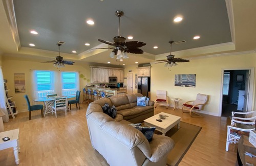 Port Bolivar House | 'Come Away With Me'.