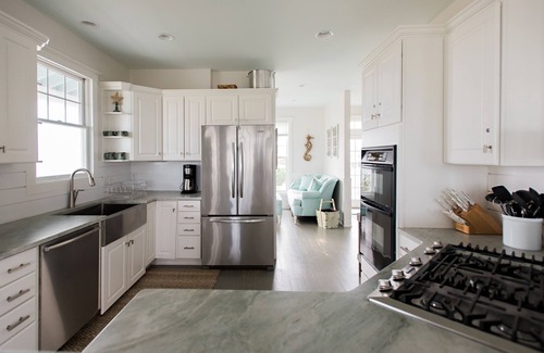 South Beach House | Come Back Home Oceanfront 5 Br 4 Ba 5 Star Amenities Pet Friendly Both Clubs