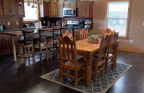 Brookeland House | Come "catch" memories: 3 bdrm barndo w covered parking for boats & RV hookup