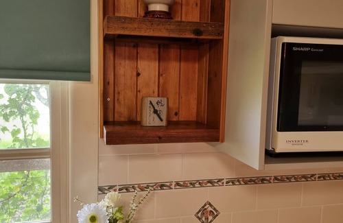 Freemans Reach Cottage | Come enjoy a farmstay at the historical Reibycroft Estate in Freemans Reach NSW.