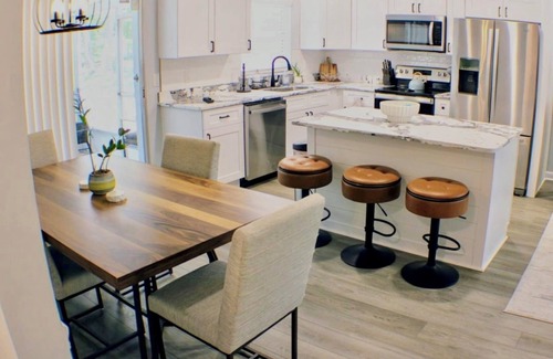 Ocklawaha House | Come experience “real Florida” at this pet friendly Silver Springs Hideaway!