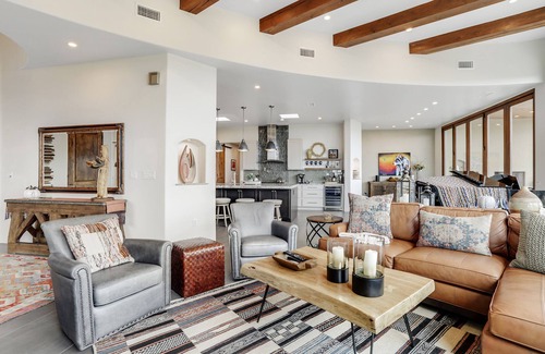 Santa Fe House | Come experience the relaxing, beautiful, environment at Casa Colibri'