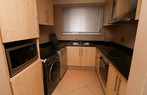 Durban Point Apartment | Come feel the warmth and sunshine of Durban in our Modern beach Apartments