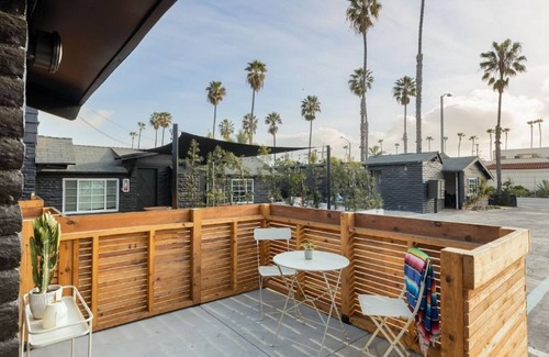 South Oceanside House | Come Hell or High Water Suite 5