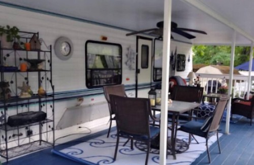 Pierceton House | Come n enjoy camping in a fun filled activity planned site