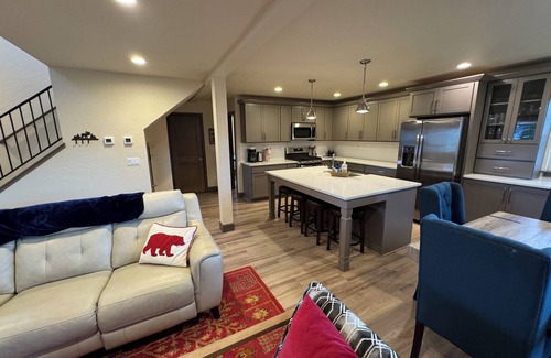 Dover Bay House | Come play at Dover Bay! Your pups will enjoy it too.