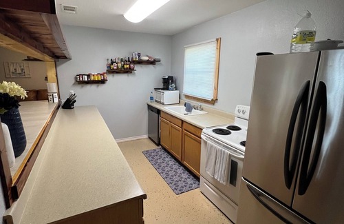 Palacios House | Come relax and enjoy the salt air!