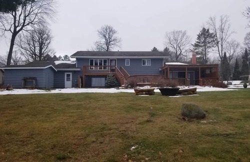 Isle House | Come Relax on Mille Lacs