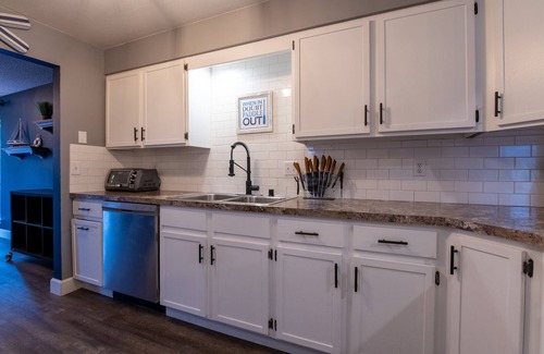 Richland House | Come Sail Away Home - Wonderful 3-Bedroom Home