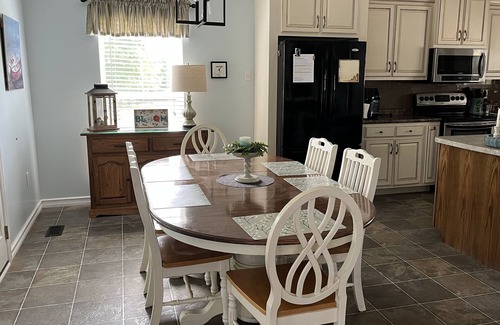 Spring City House | Come see the leaves changing colors in the fall. We are now listing our SPECIALS