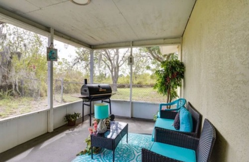 Sebring House | Come sleep cheap and get a free night on us