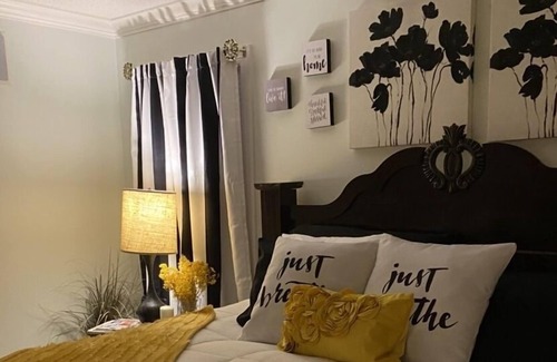 Lake Park House | Come stay and relax at the elegant Bienvenue Bed and Breakfast Inn