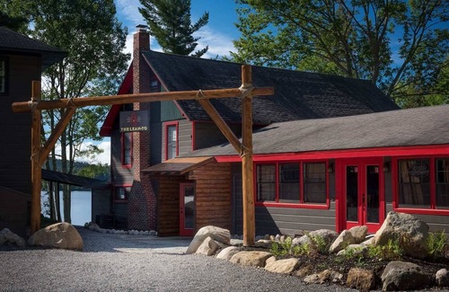 Old Forge Condo | Come stay at Great Pines for amazing views!