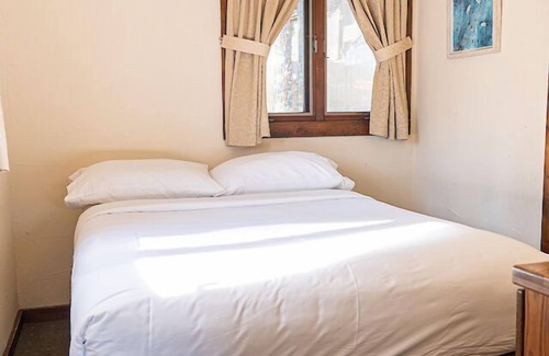 Weare Resort | Come stay at our four season resort!
