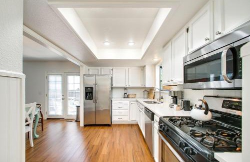 North End House | Come stay at the Elm Grove Elegance Irene!