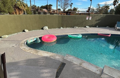 Desert Hot Springs House | Come stay at our wonderful Cactus Gardens Estate pool property