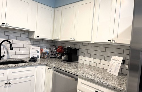 Burkesville House | Come stay with us @DHL! Great for families! <6mi to lake/golf