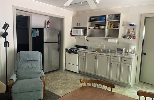 Parkers Prairie Cabin | Come to the Water at Block Lake Cabins