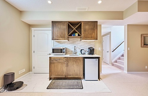 Northwest Calgary House | come to Valley Ridge, Calgary’s closest community to Banff, Camore, and Cochrane