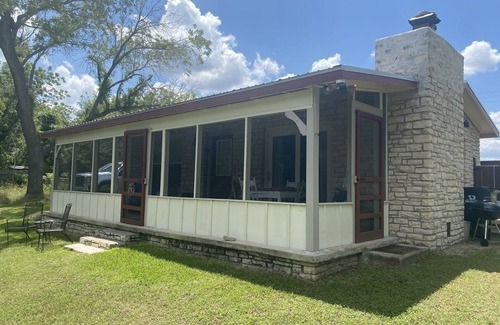 Wimberley Cabin | Come to Wimberley and enjoy this country cabin on the peaceful Blanco River.