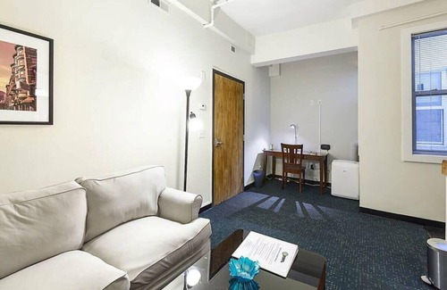 Downtown Boston Apartment | Come Visit Boston and Stay In Our Homey Studio