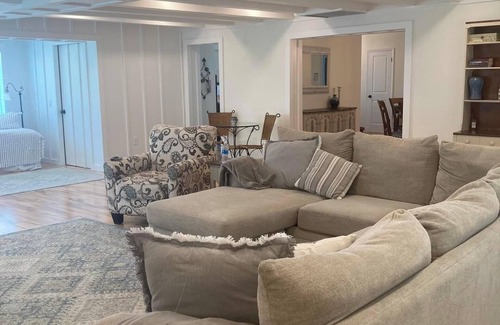 Frostproof Cottage | Come visit this Amazing Cottage on Beautiful Lake Reedy!