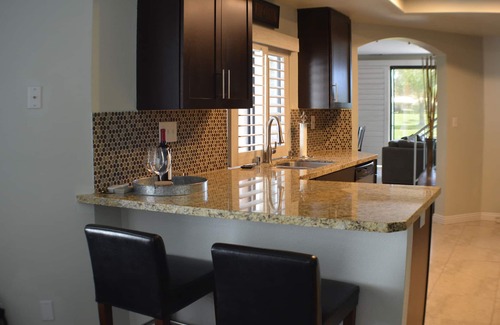 Palm Desert House | Comes with Platinum Golf Privileges! Play Golf, Tennis, and Pickleball!