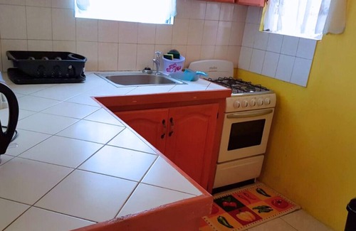 Saint David's House | Comfy home for guest! 15 mins to the world famous Grand Anse beach