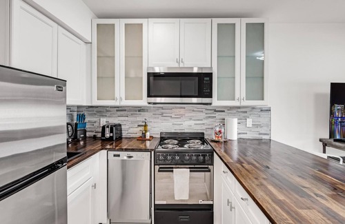 Croissant Park Condo | Comfort 1/1 in Fort Lauderdale