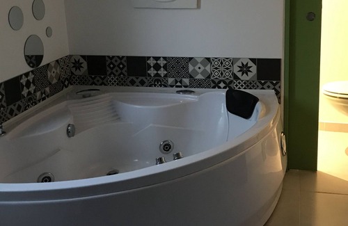 Embrun Apartment | COMFORT 120 M2 APARTMENT WITH GARAGE IN THE TOWN CENTER OF EMRUN