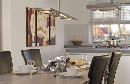 Terherne House | Comfort 4-person bungalow in the holiday park Landal Oan 'e Poel