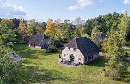 Ees House | Comfort 4-person country house in the holiday park Landal Het Land van Bartje