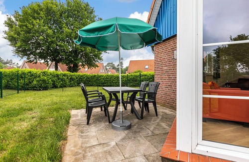 Dwergte House | Comfort 4-person dog bungalow in the holiday park Landal Dwergter Sand