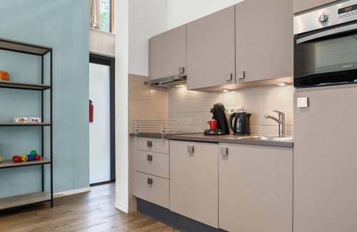 Hapert House | Comfort 6-person children's bungalow in the holiday park Landal Het Vennenbos