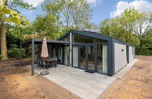 Sellingen House | Comfort 8-person bungalow in the holiday park Landal Landgoed Bourtange