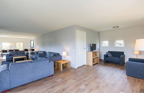 Nooitgedacht House | Comfort 8-person farmhouse in the holiday park Hof van Saksen