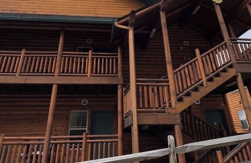 Gatlinburg Cabin | Comfort and adventure await at this resort cabin in the Great Smoky Mountains.