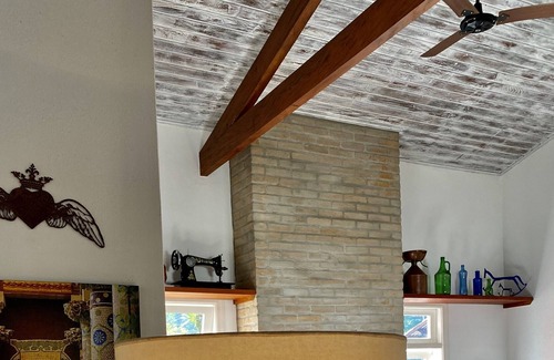 Silop House | Comfort and charm just a stone's throw from beautiful beaches
