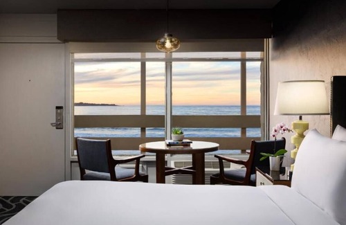 Monterey House | Comfort and Convenience! Free Parking, Pets Allowed, Direct Beach Access