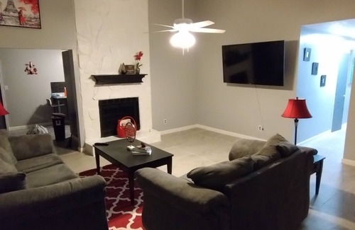 Church Street House | Comfort and Convenience!