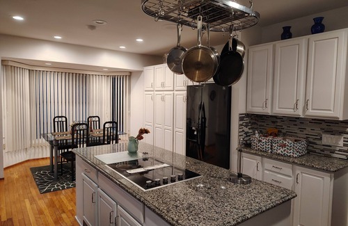 West Bloomfield House | Comfort and Entertainment under one roof!