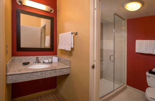Durham Hotel | Comfort and Relaxation! Free Parking, Onsite Pool, Pet-friendly Property