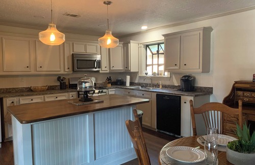 Magnolia House | Comfort and Serenity.Long Term Stays Considered.